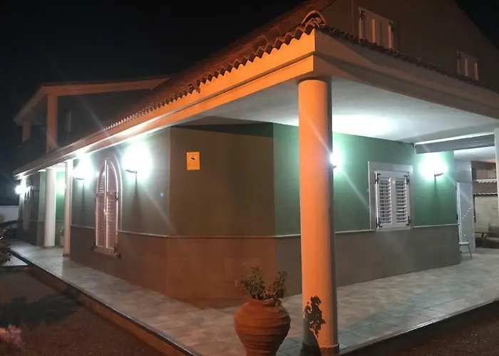 Вилла Canarias *